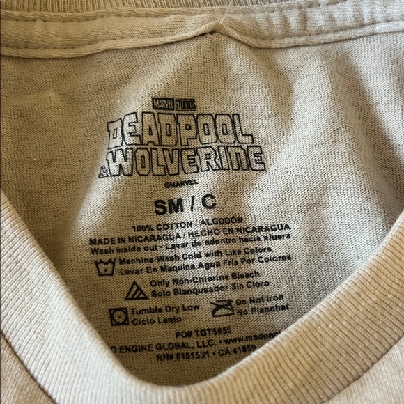 NWT Marvel Deadpool Wolverine Men’s Graphic T-Shirt Tan Size S - Picture 4 of 5